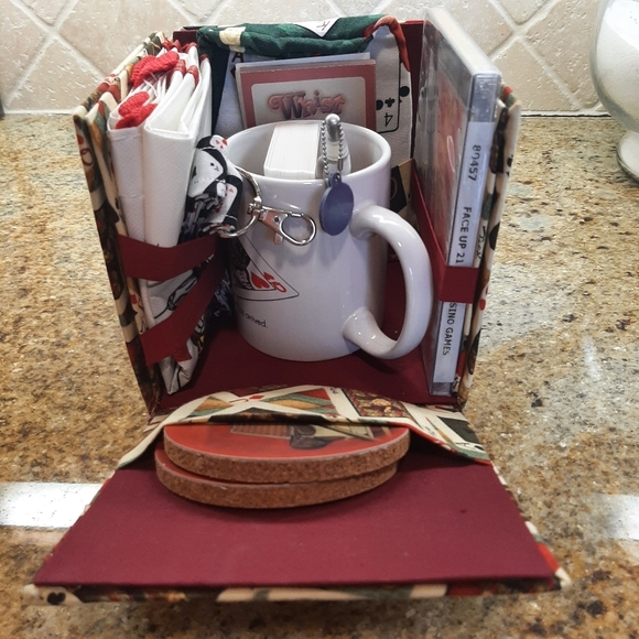 Handcrafted Spades Bid Whist gaming set - Picture 2 of 16